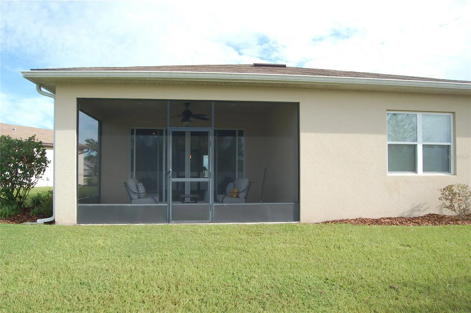 1694 GENTLE BREEZE DR