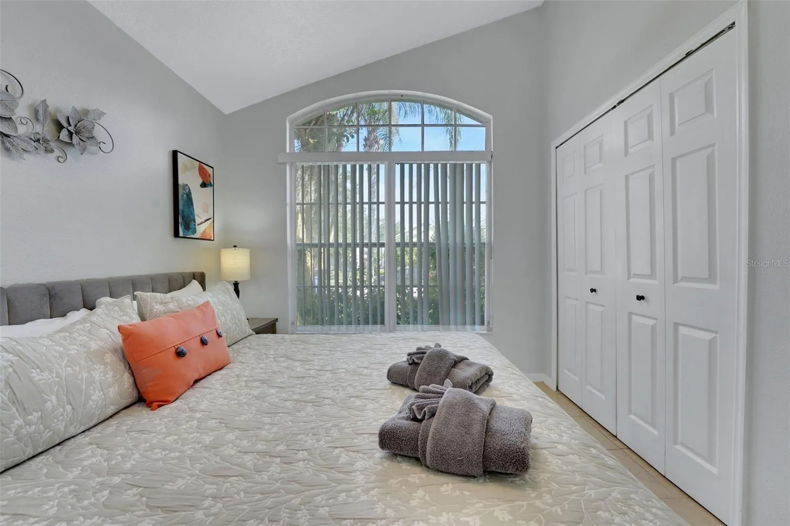 4310 BAYSIDE DR
