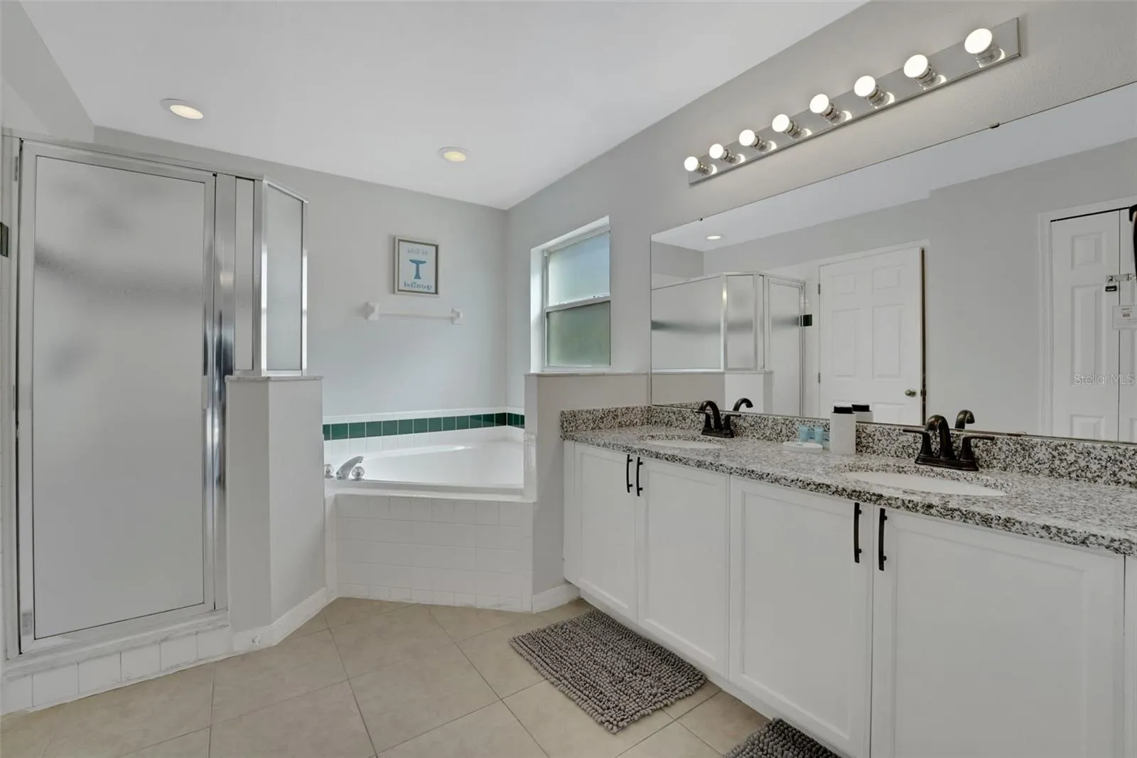 4310 BAYSIDE DR