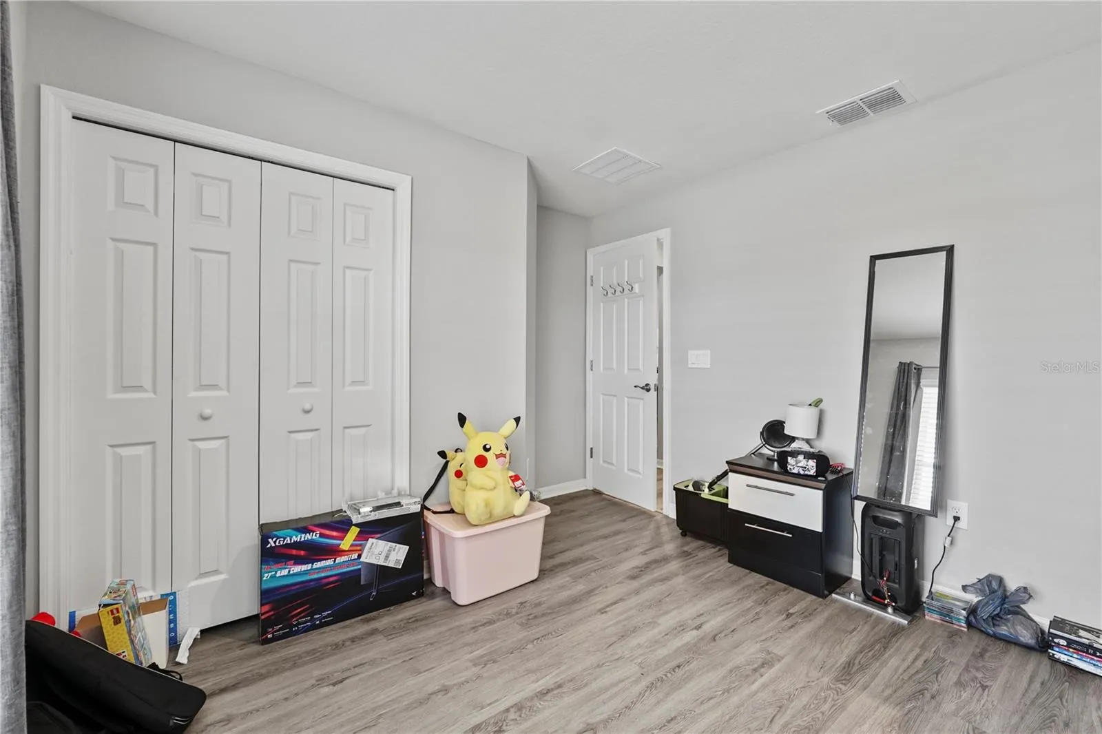1017 MOUNTAIN FLOWER LN