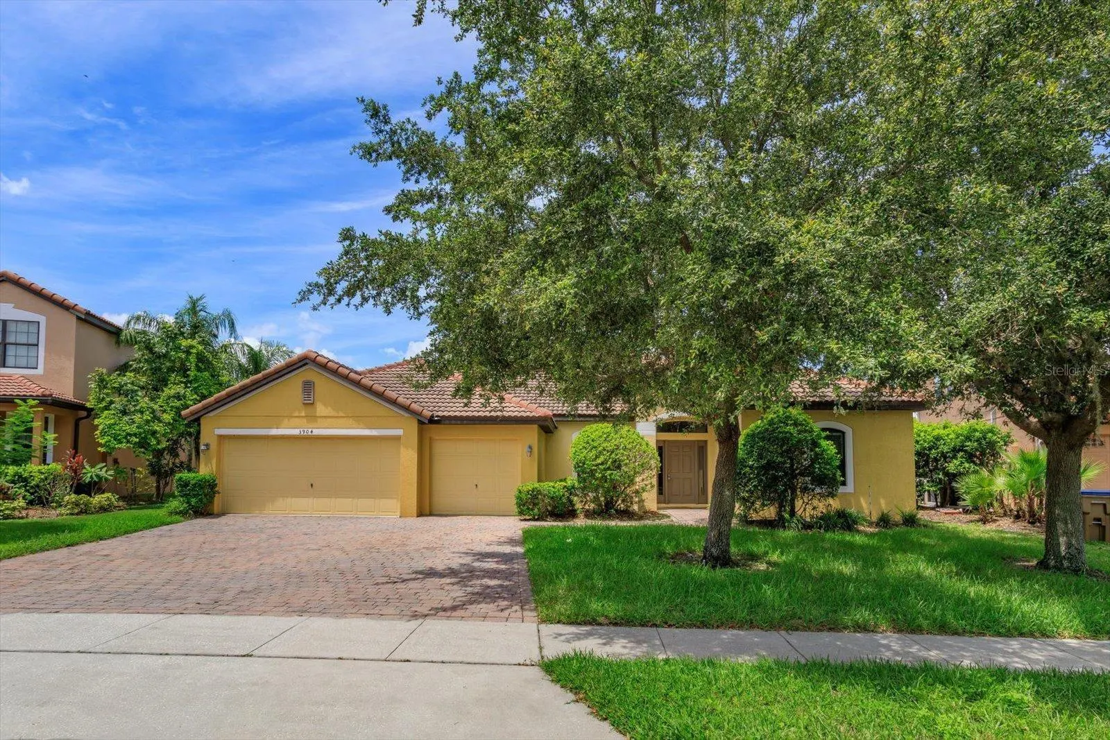 3904 COASTAL BREEZE DR