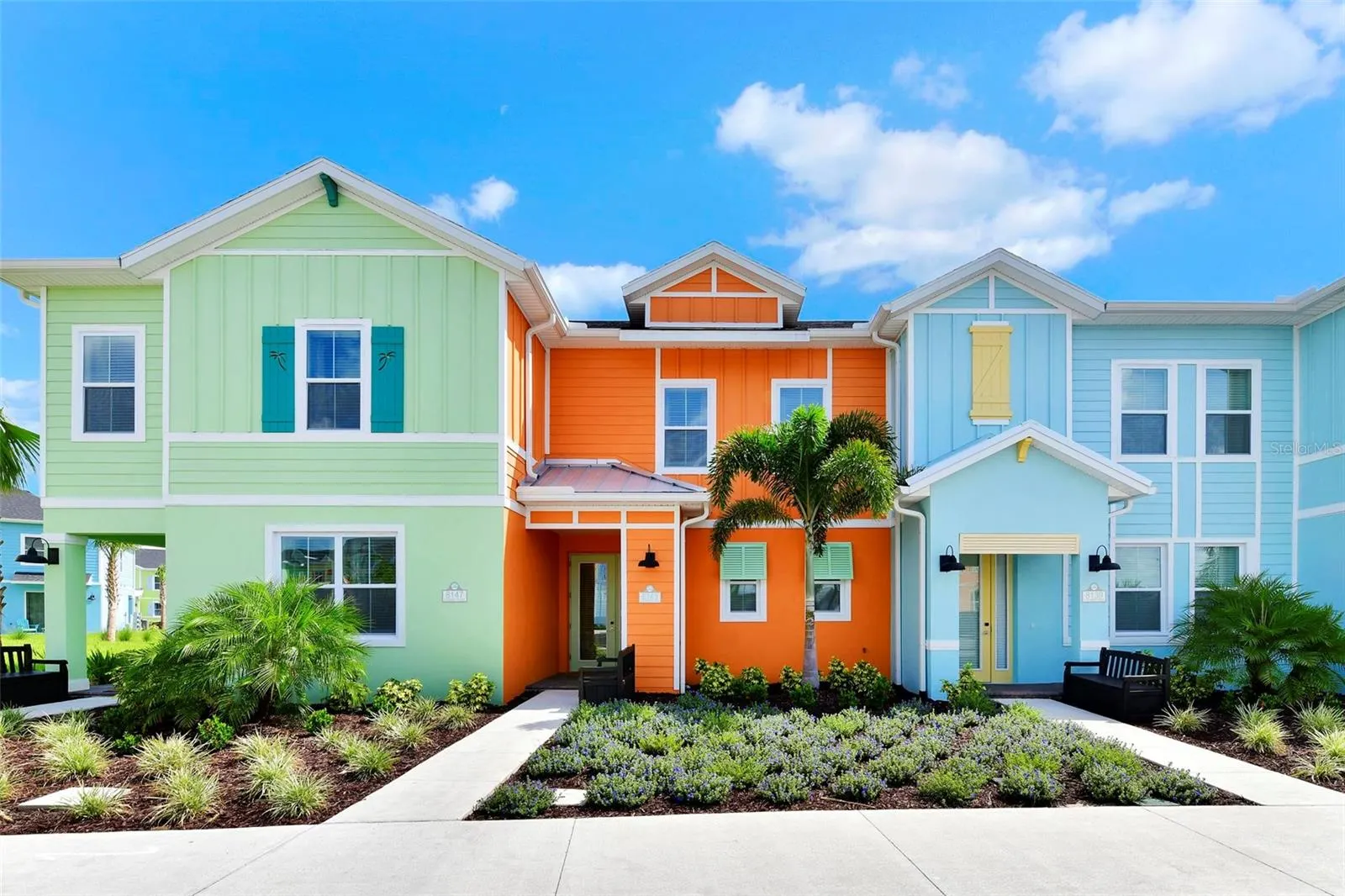 8143 COCONUT PL