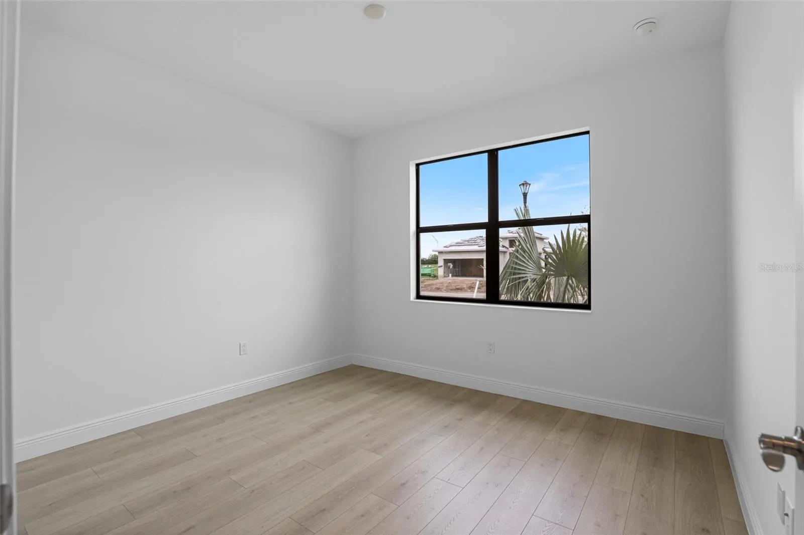 18373 ROCKPORT PL