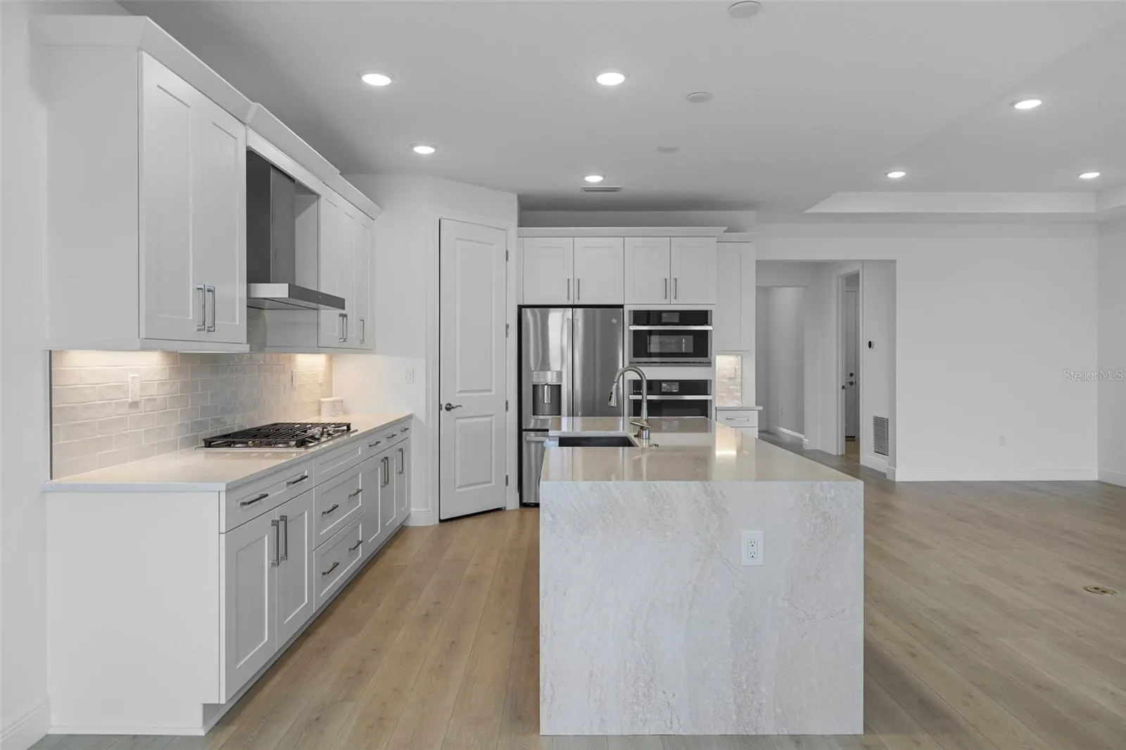 18373 ROCKPORT PL