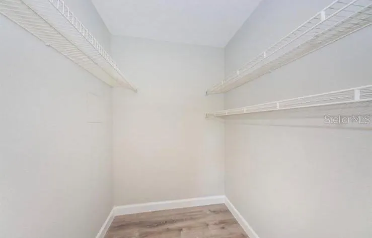 10200 NE GANDY BLVD N #1116, #1116