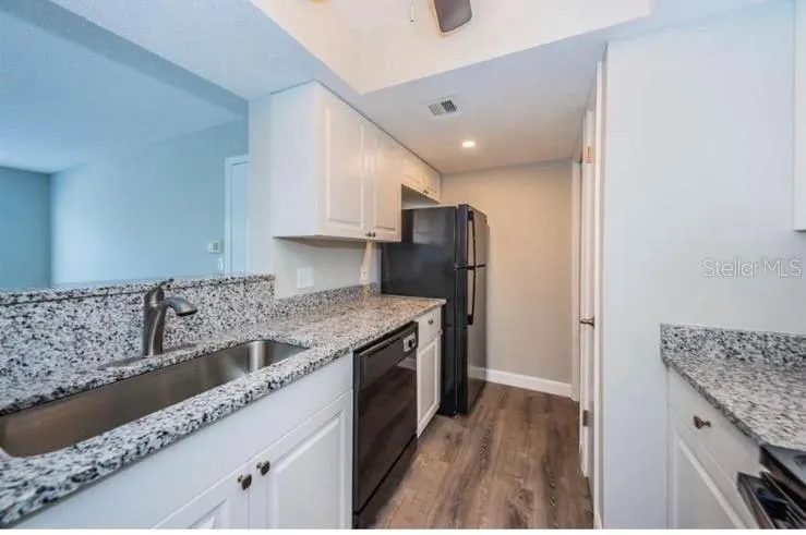 10200 NE GANDY BLVD N #1116, #1116
