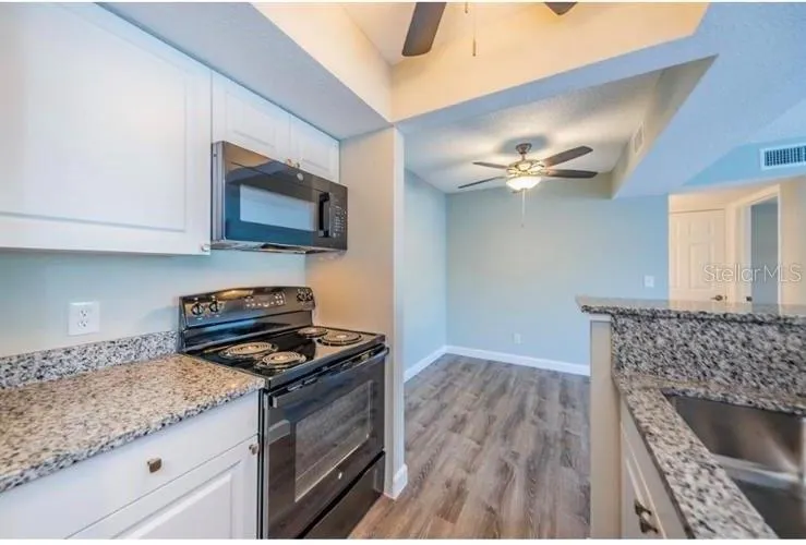 10200 NE GANDY BLVD N #1116, #1116