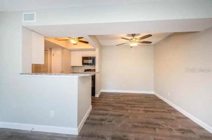 10200 NE GANDY BLVD N #1116, #1116