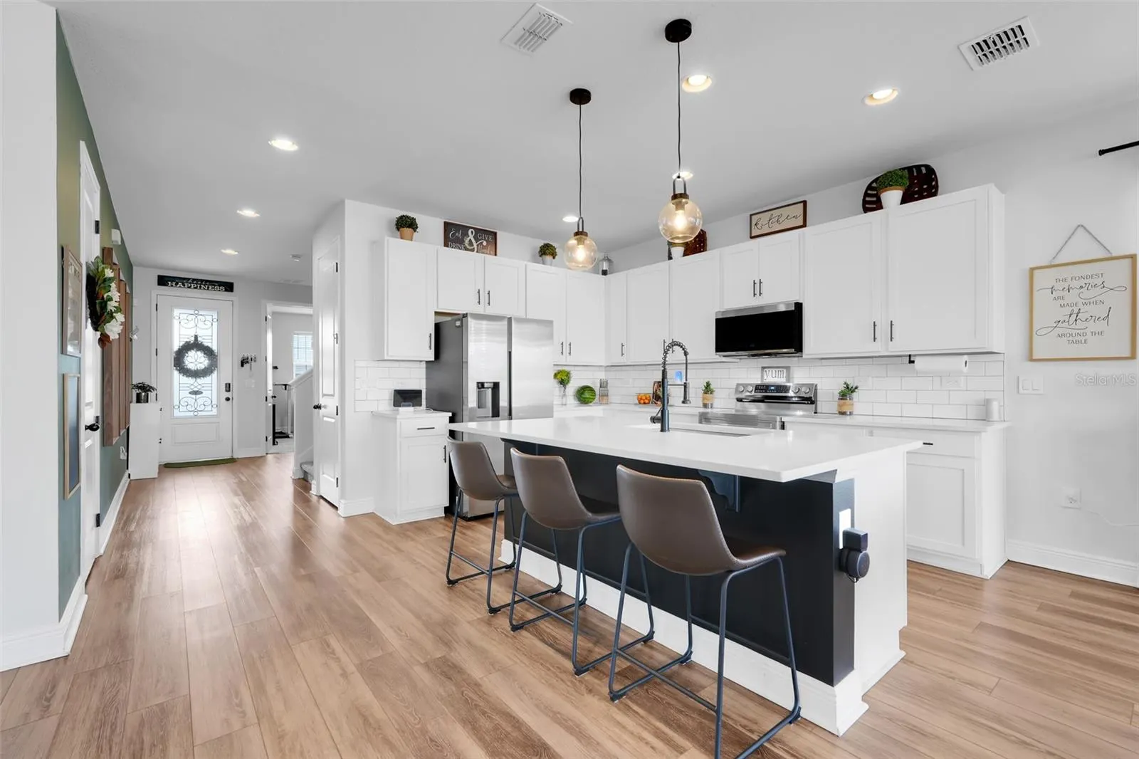 3528 BRISTOL COVE LN