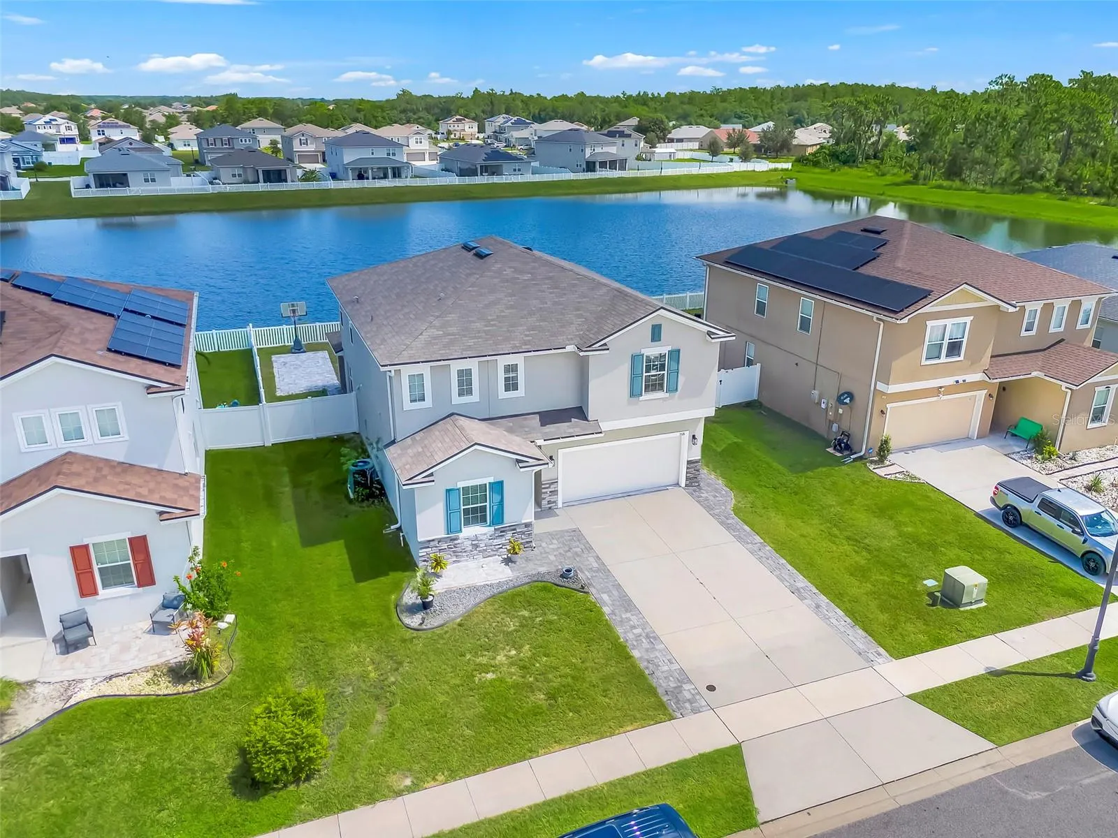 3528 BRISTOL COVE LN