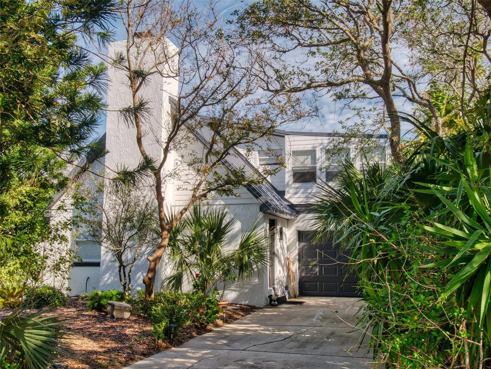 6353 RIVER RD