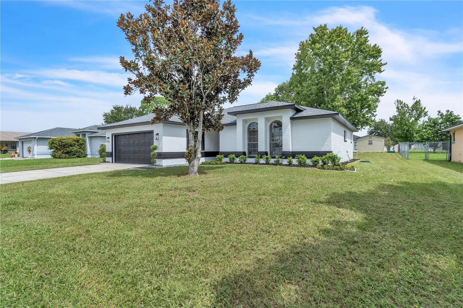 2679 FOREST VIEW LN