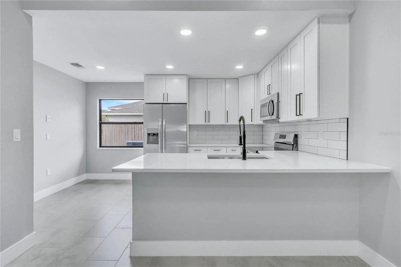 2679 FOREST VIEW LN