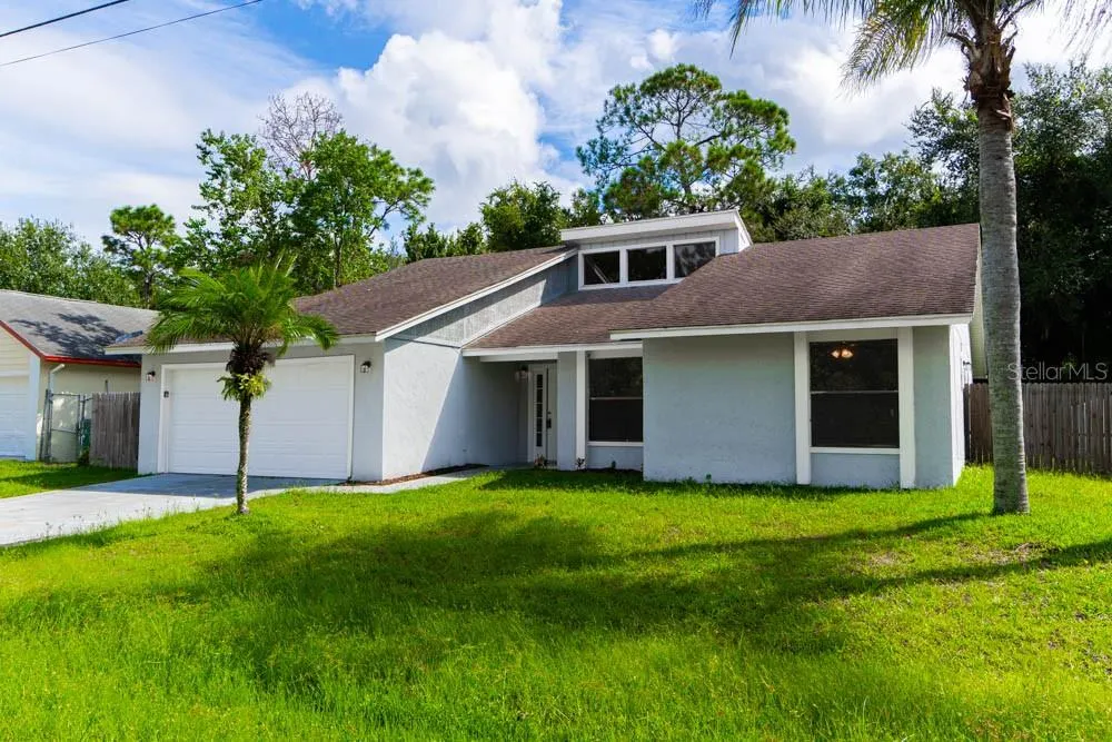 709 DEL RIO WAY