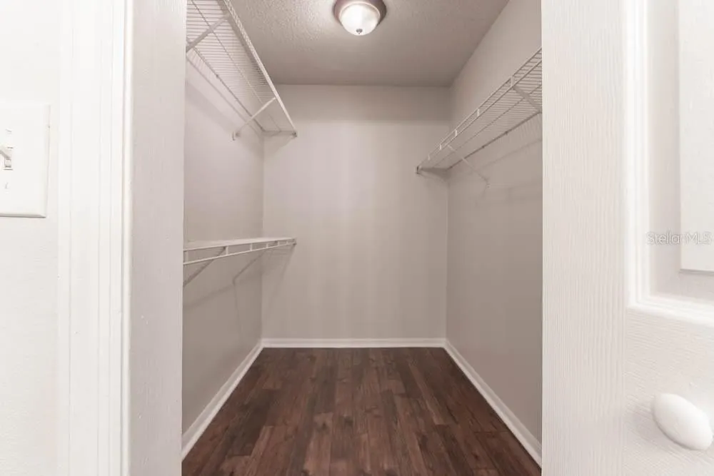709 DEL RIO WAY