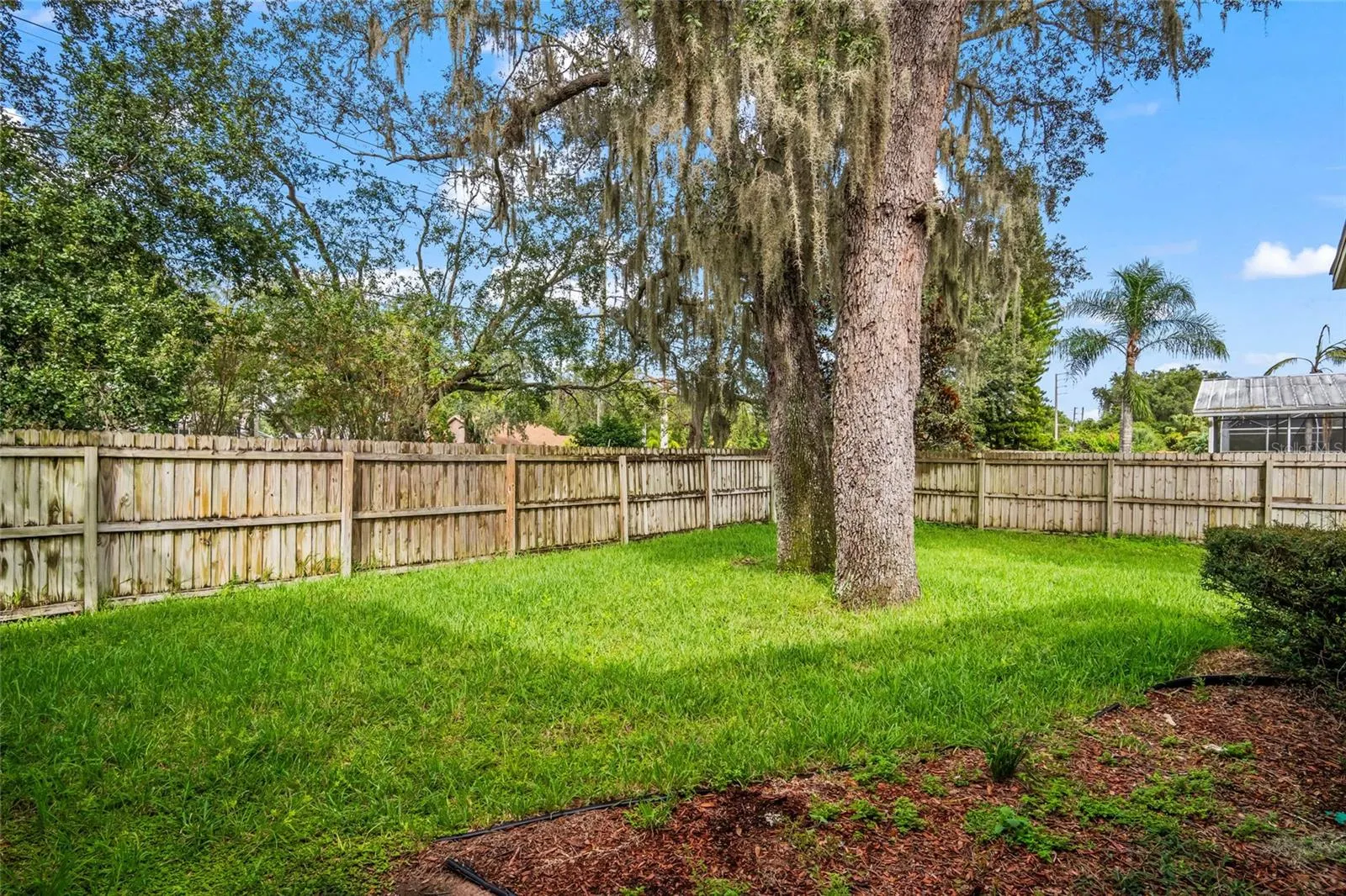 204 BAYPOINT DR