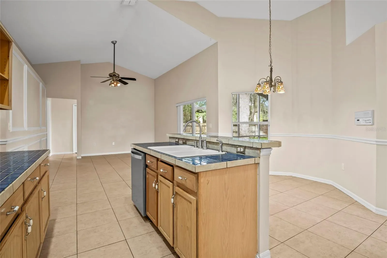 204 BAYPOINT DR