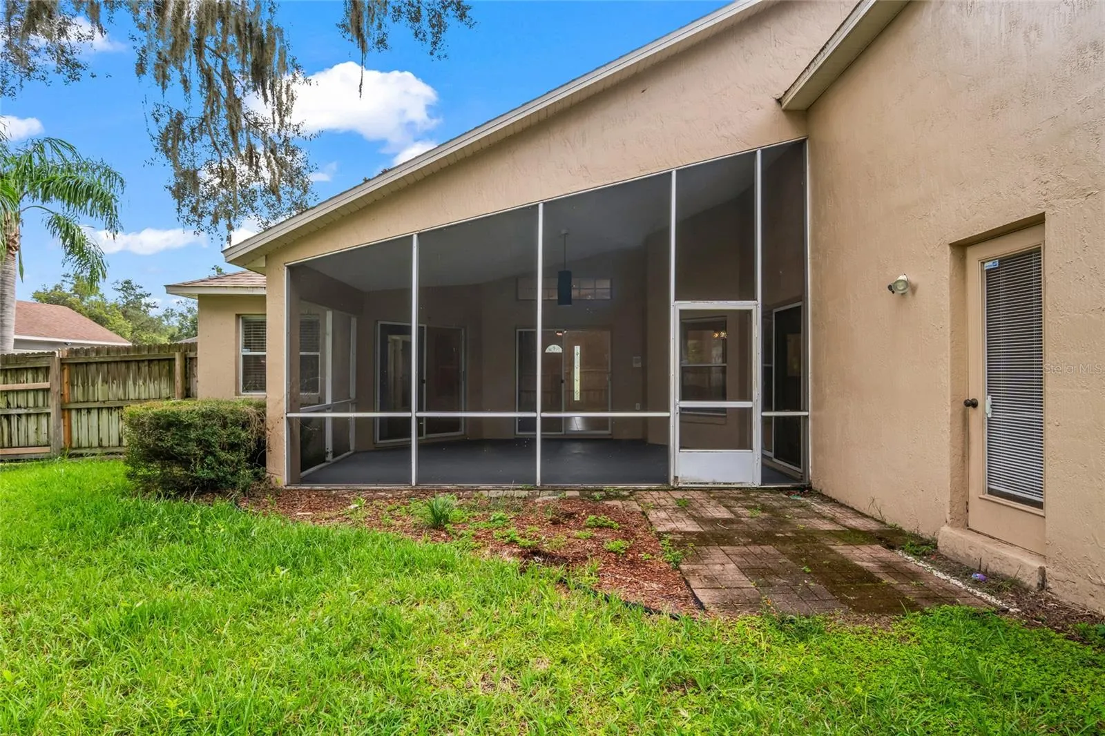 204 BAYPOINT DR