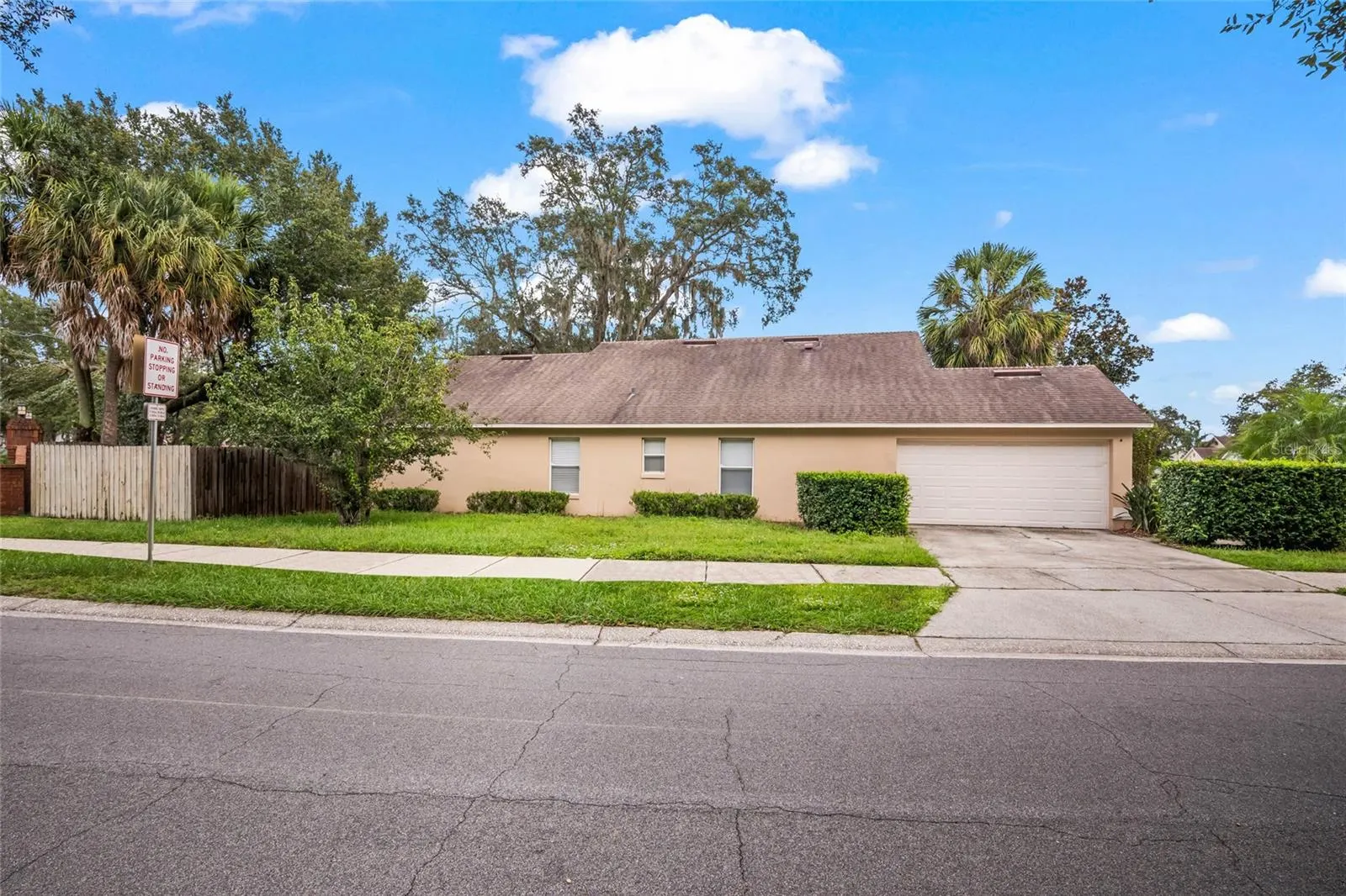 204 BAYPOINT DR