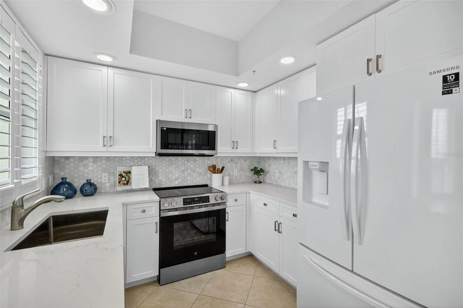 325 DUNES BLVD #1007, #1007