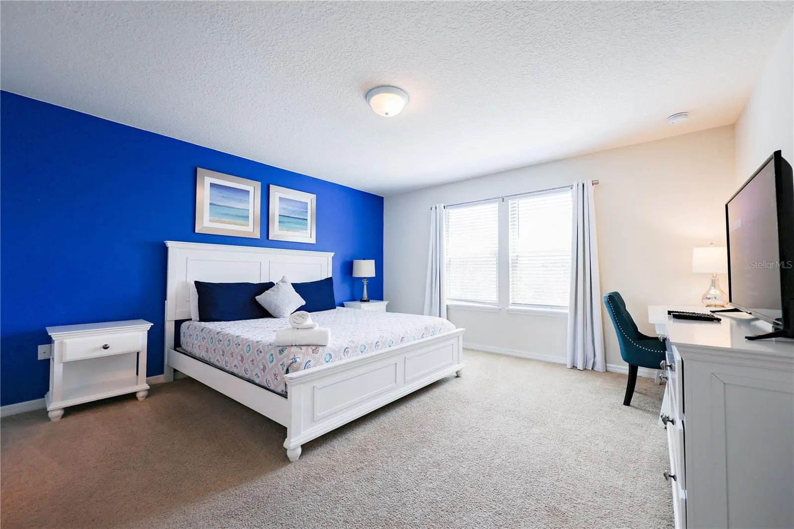 1877 NICE CT