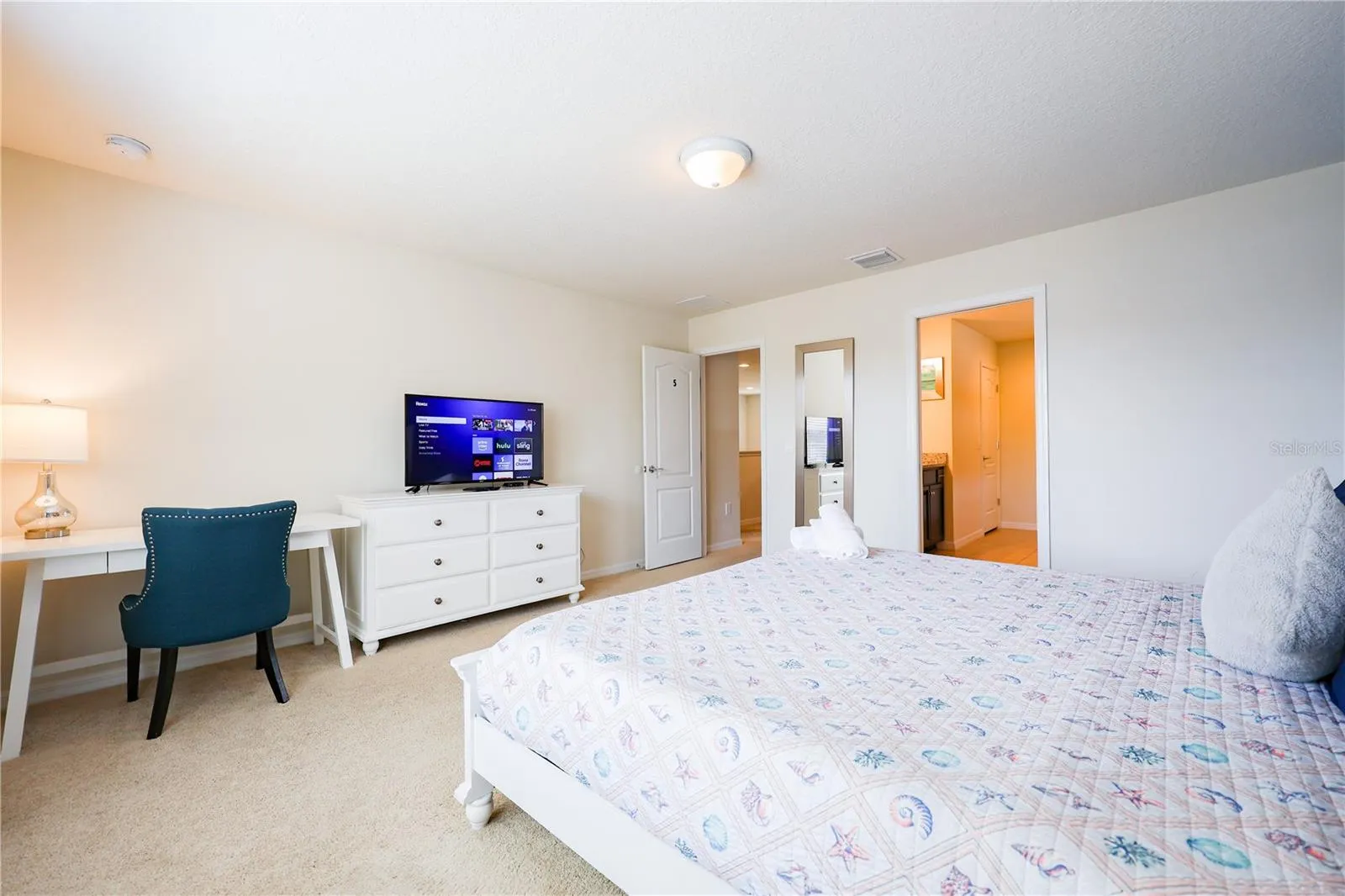 1877 NICE CT