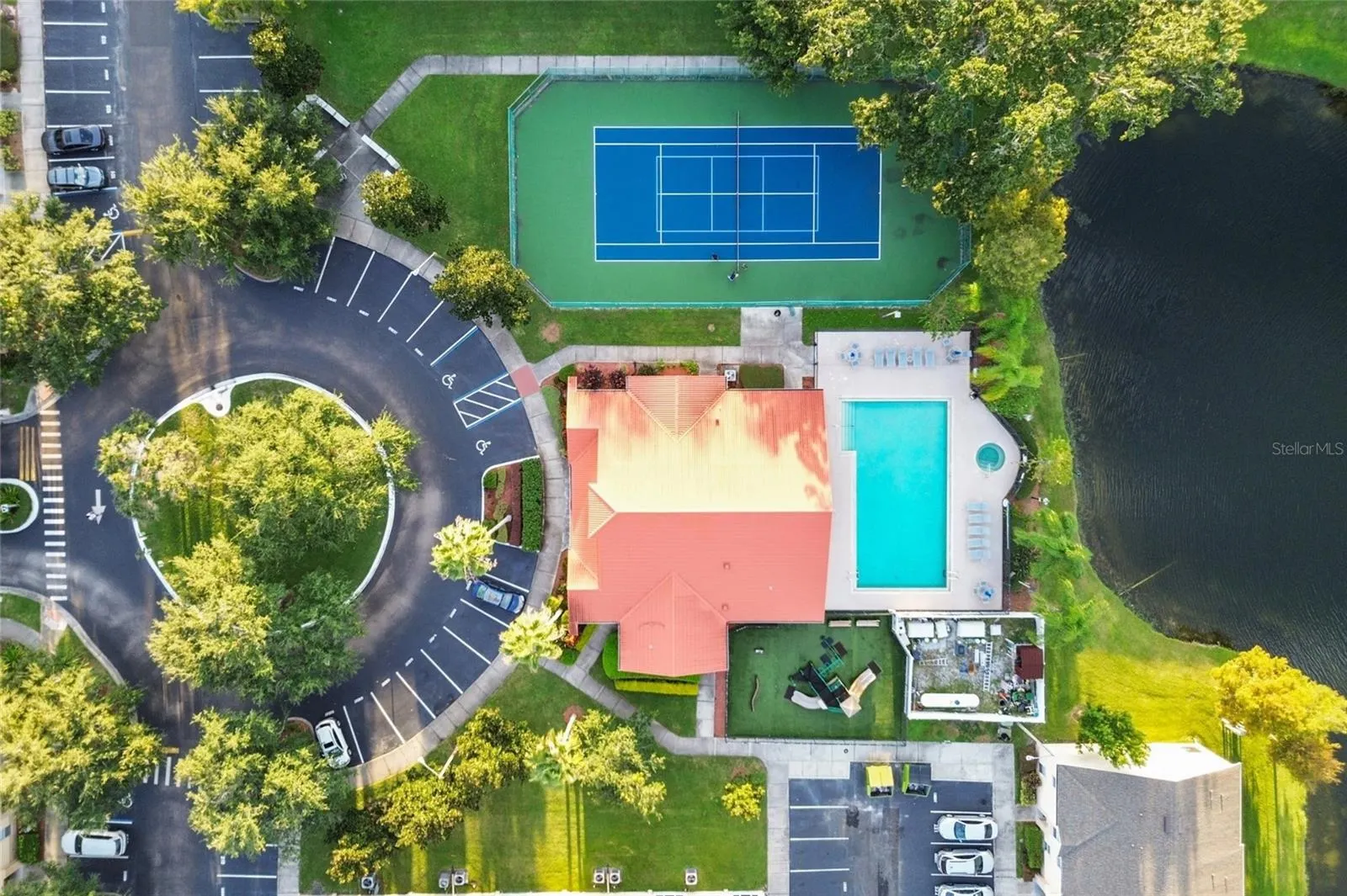 2838 CLUB CORTILE CIR