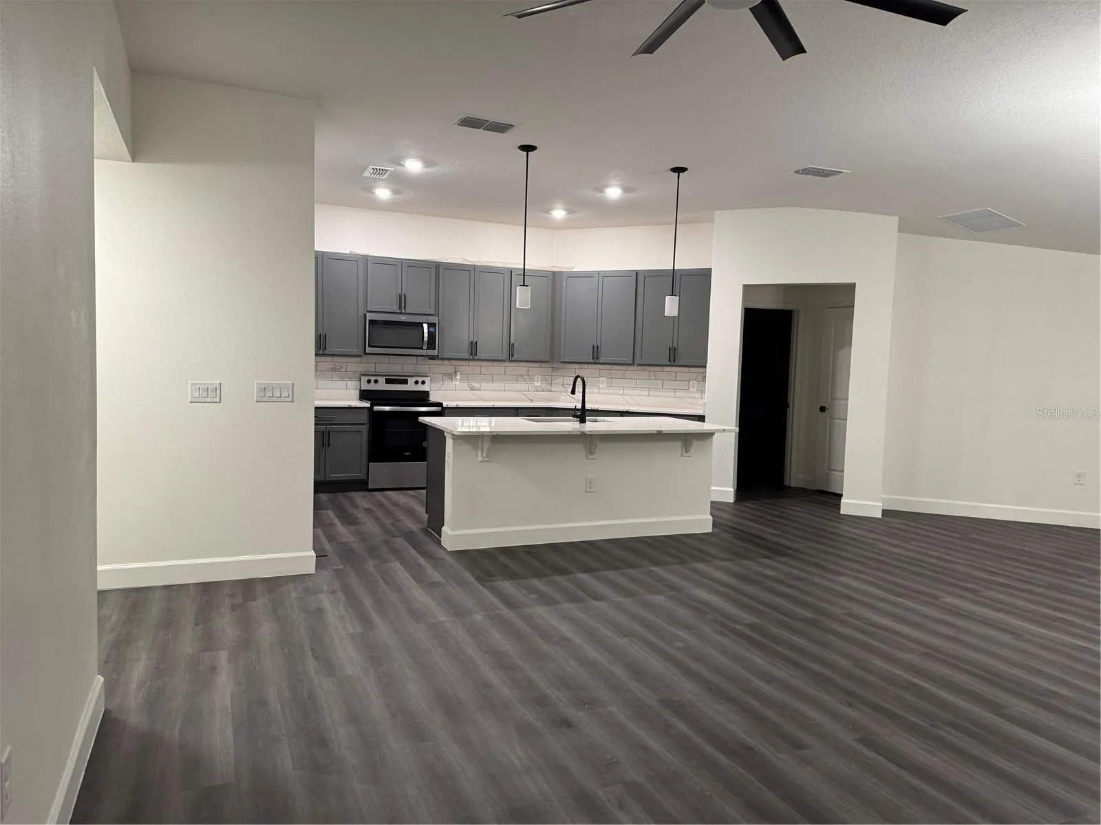 1371 POMPAY DR