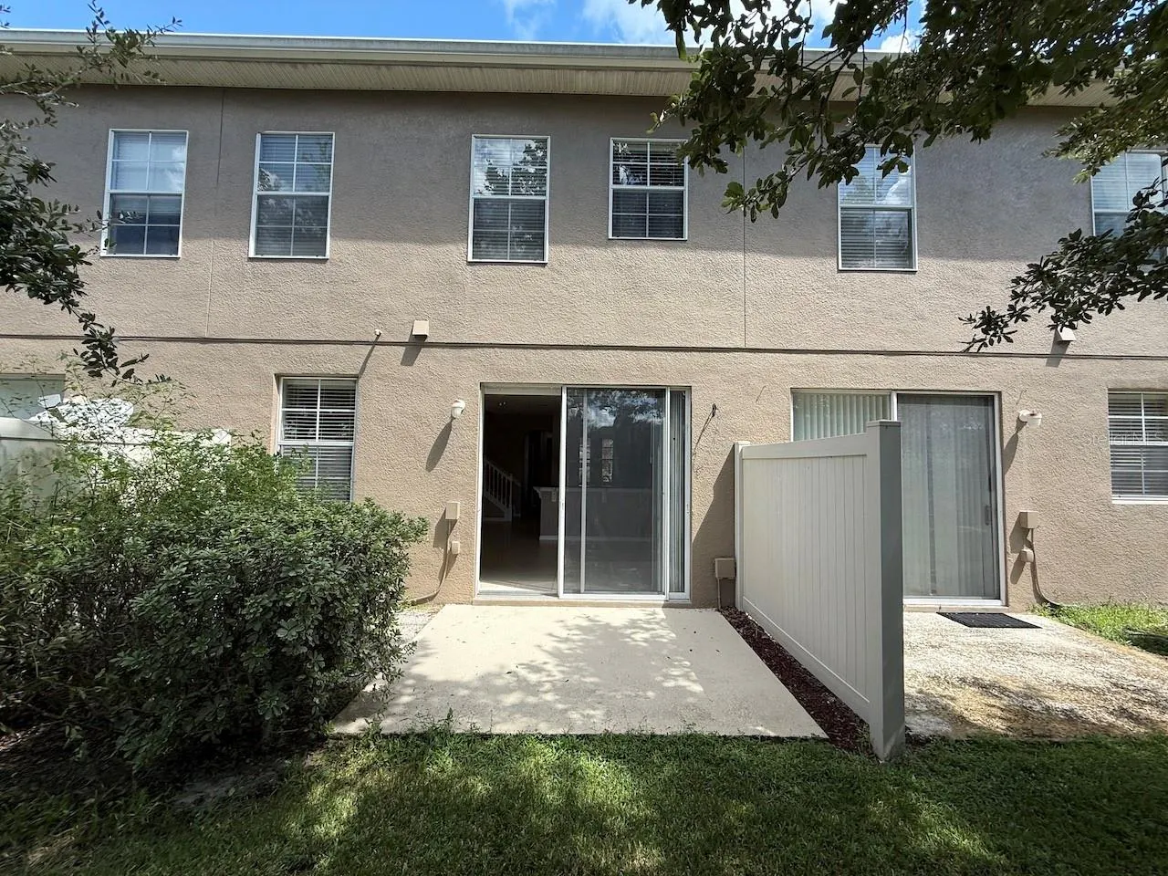 9446 SILVER BUTTONWOOD ST