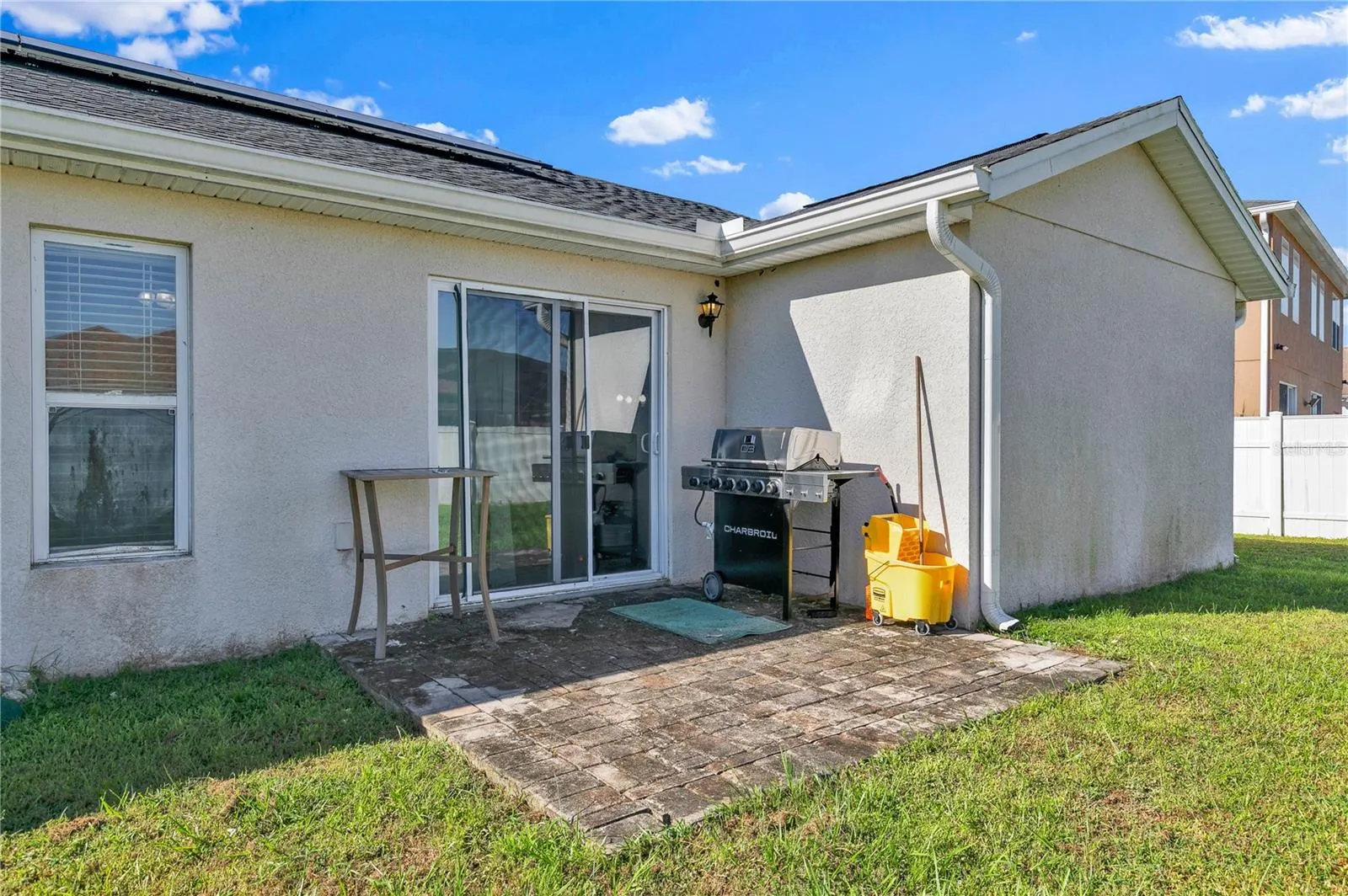 242 ABBOTSBURY DR