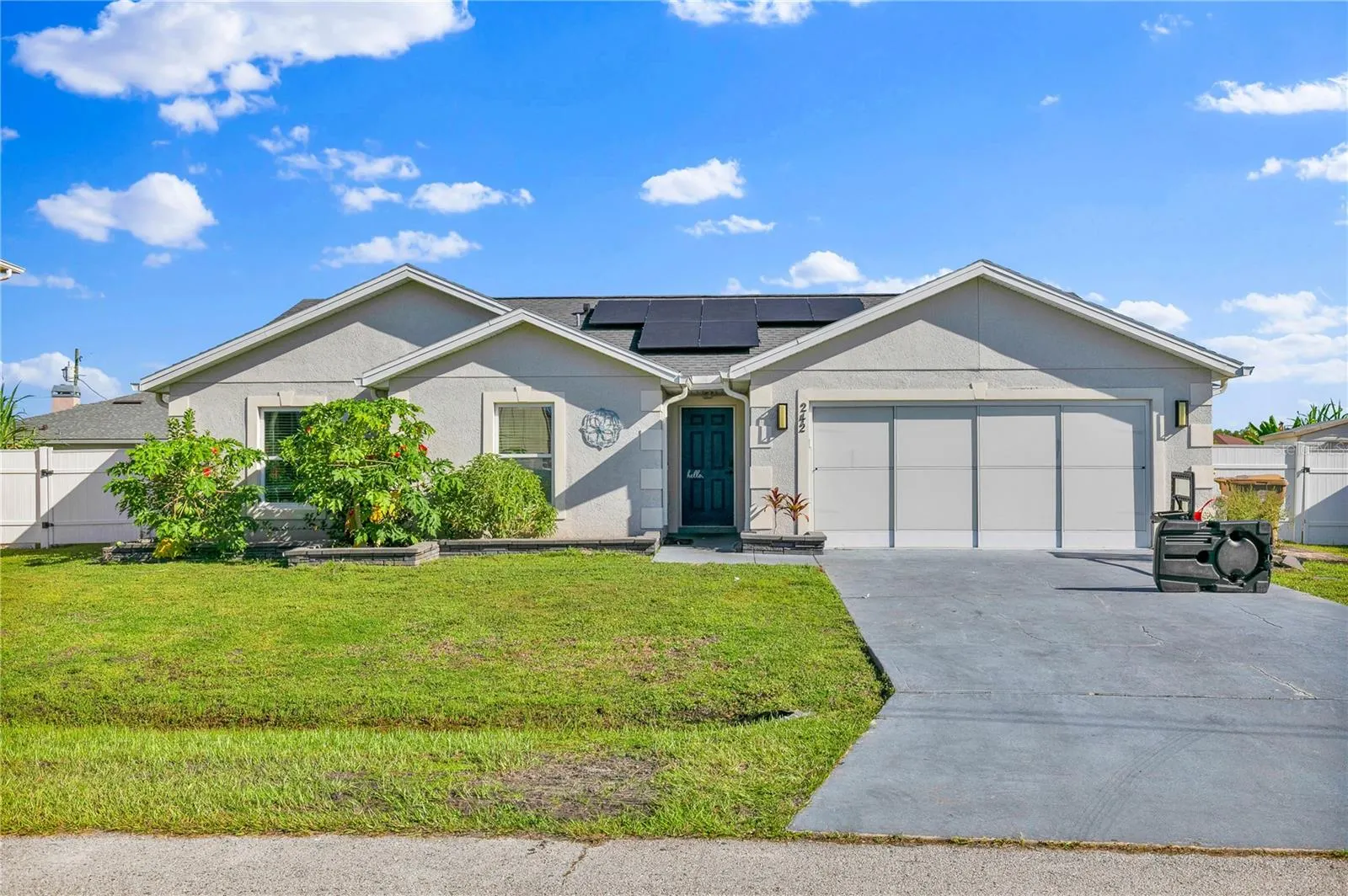 242 ABBOTSBURY DR