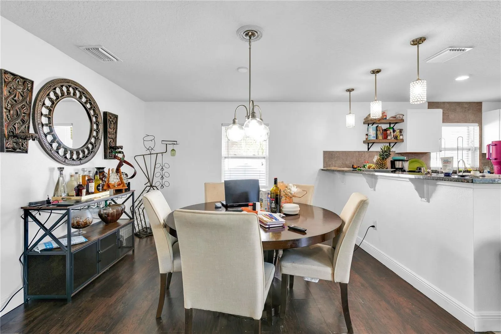 242 ABBOTSBURY DR