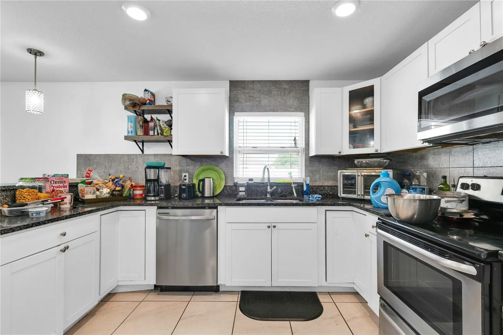 242 ABBOTSBURY DR