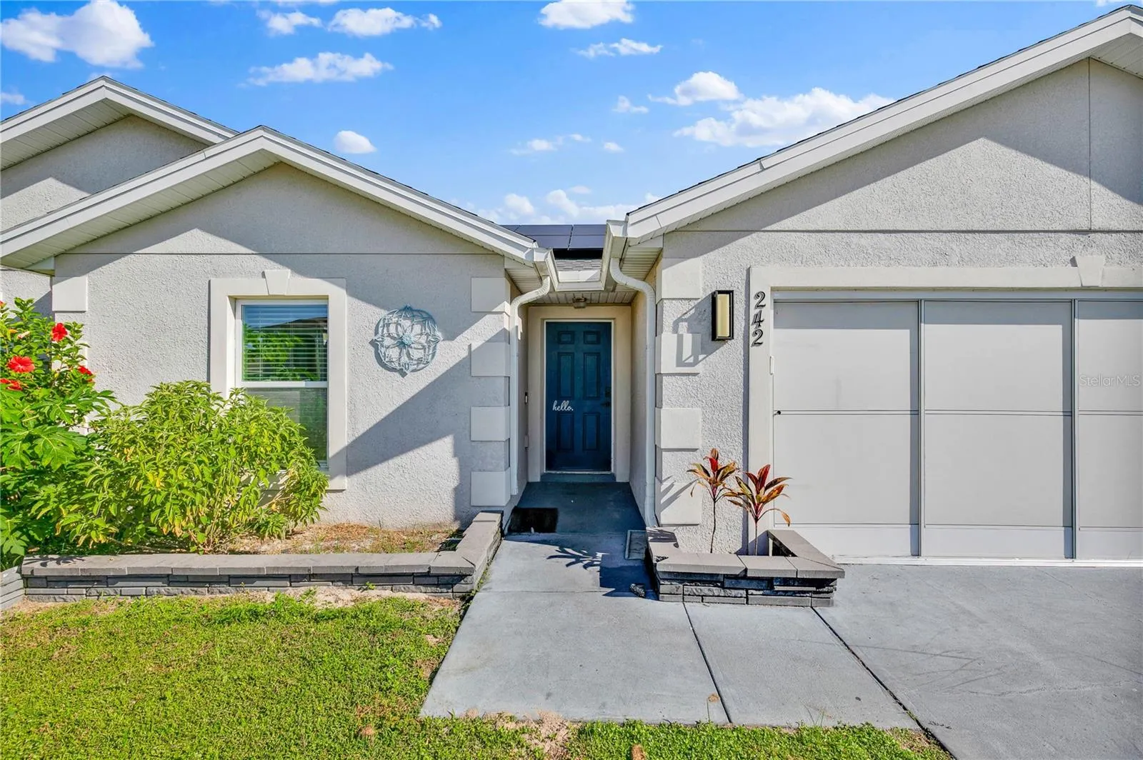 242 ABBOTSBURY DR