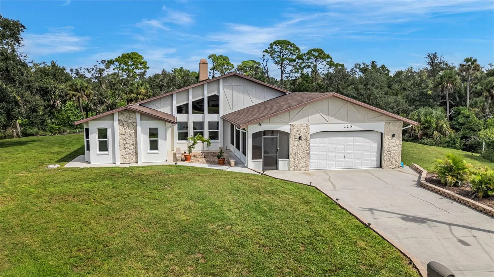 220 CIBOA AVE
