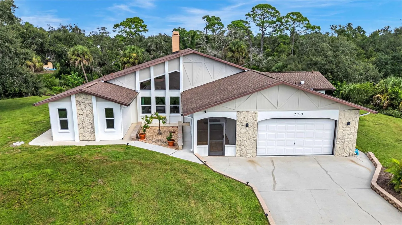 220 CIBOA AVE