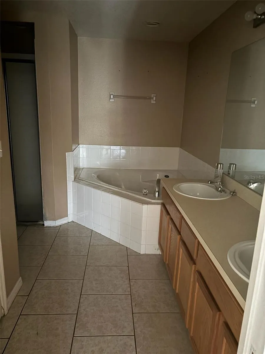 673 COTULLA DR