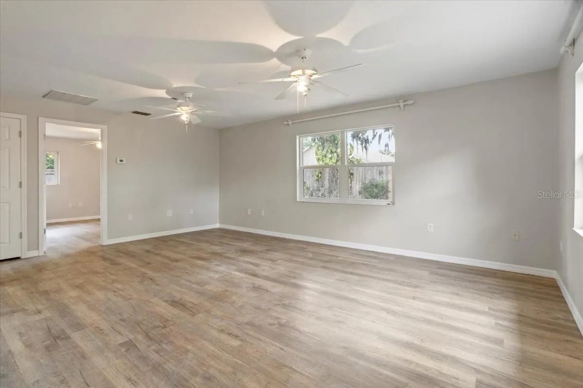 408 EUNICE DR