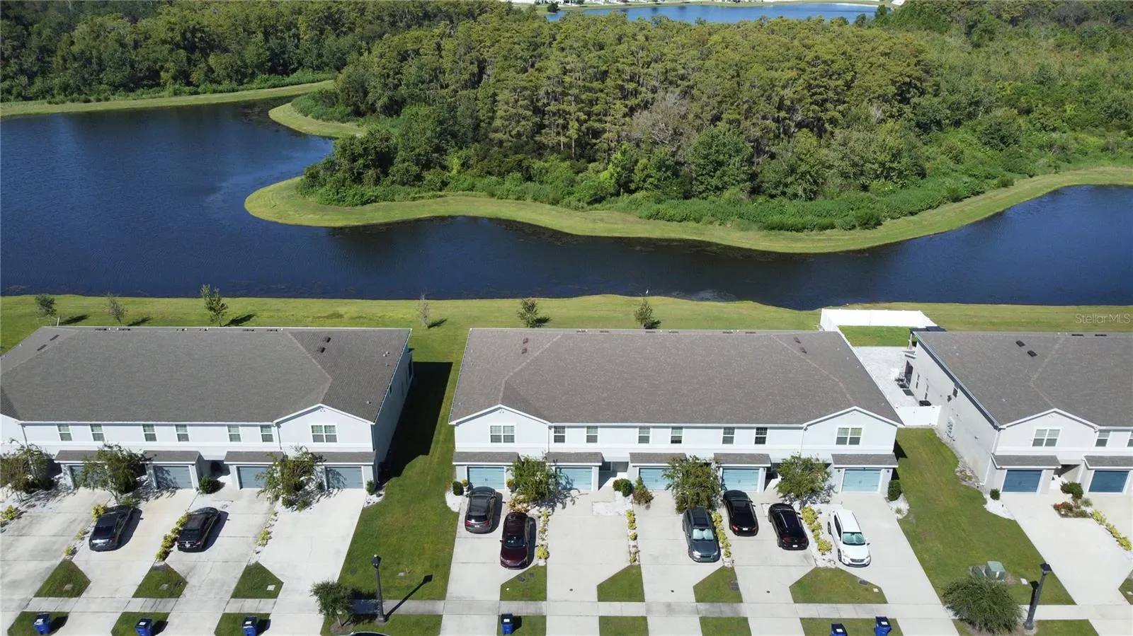 2950 FIELDWOOD CIRS