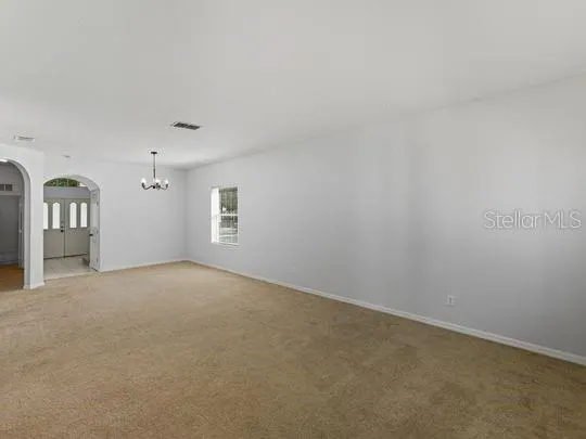 249 RICHMOND DR