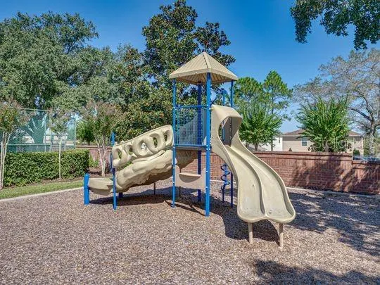 249 RICHMOND DR