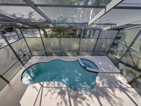249 RICHMOND DR