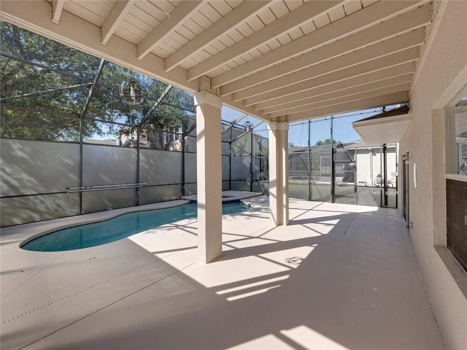 249 RICHMOND DR