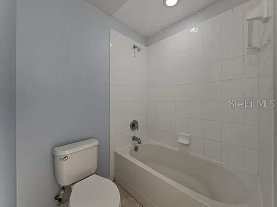 249 RICHMOND DR