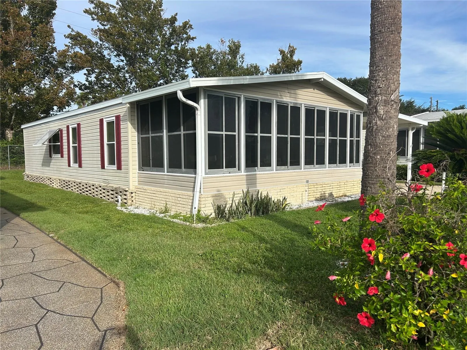 110 RITA BEE AVE