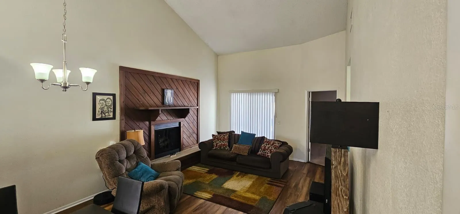 3218 TIMBERLINE RD