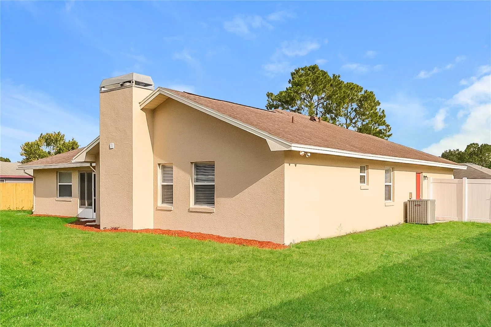 171 BERGEN CIR