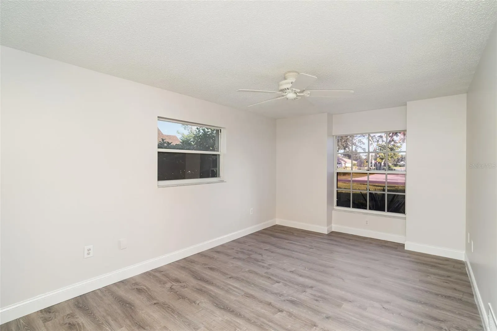 7505 WEEPING WILLOW BLVD