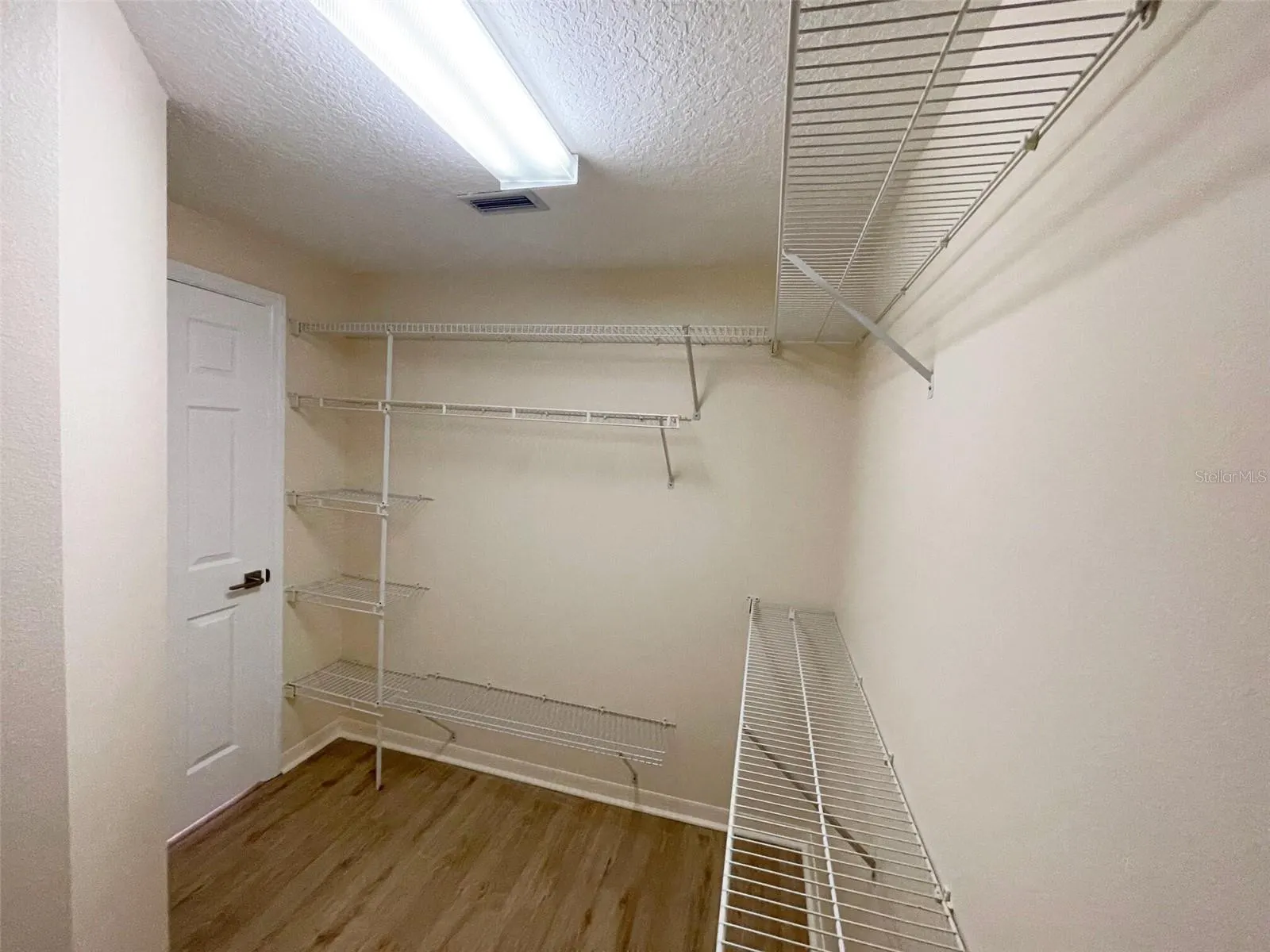 8515 53RD PL E