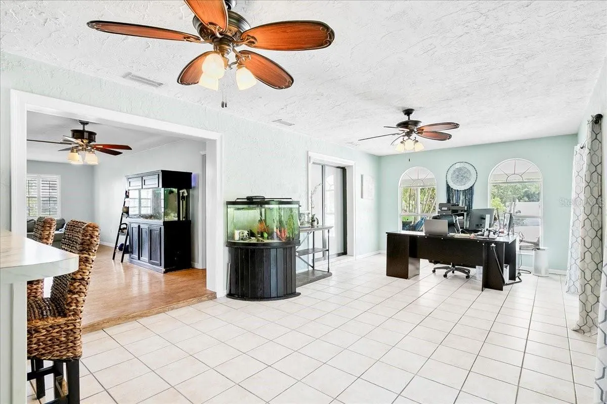 1302 GEORGETOWNE CIR